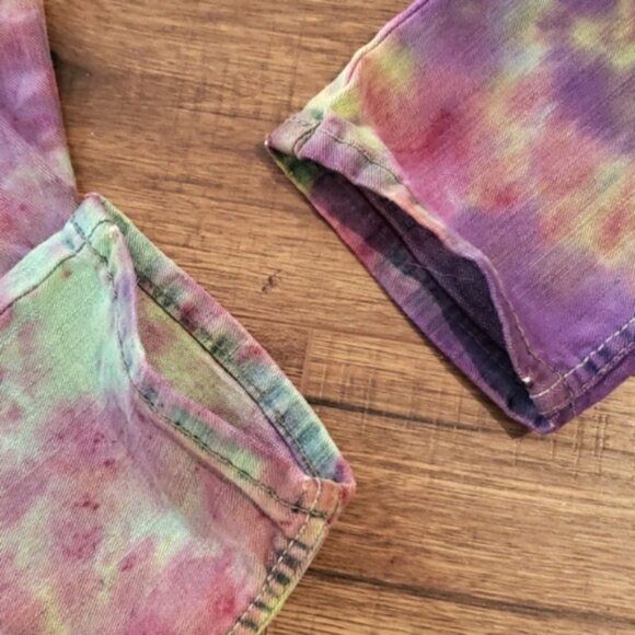 SIGNATURE By Levi Strauss Slim Tye Dyed Jeans - Picture 7 of 10